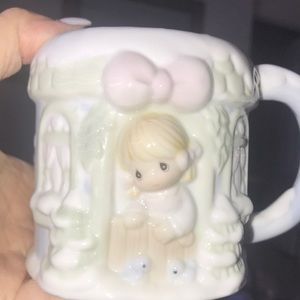 Precious Moments adorable cup. Vintage Like new